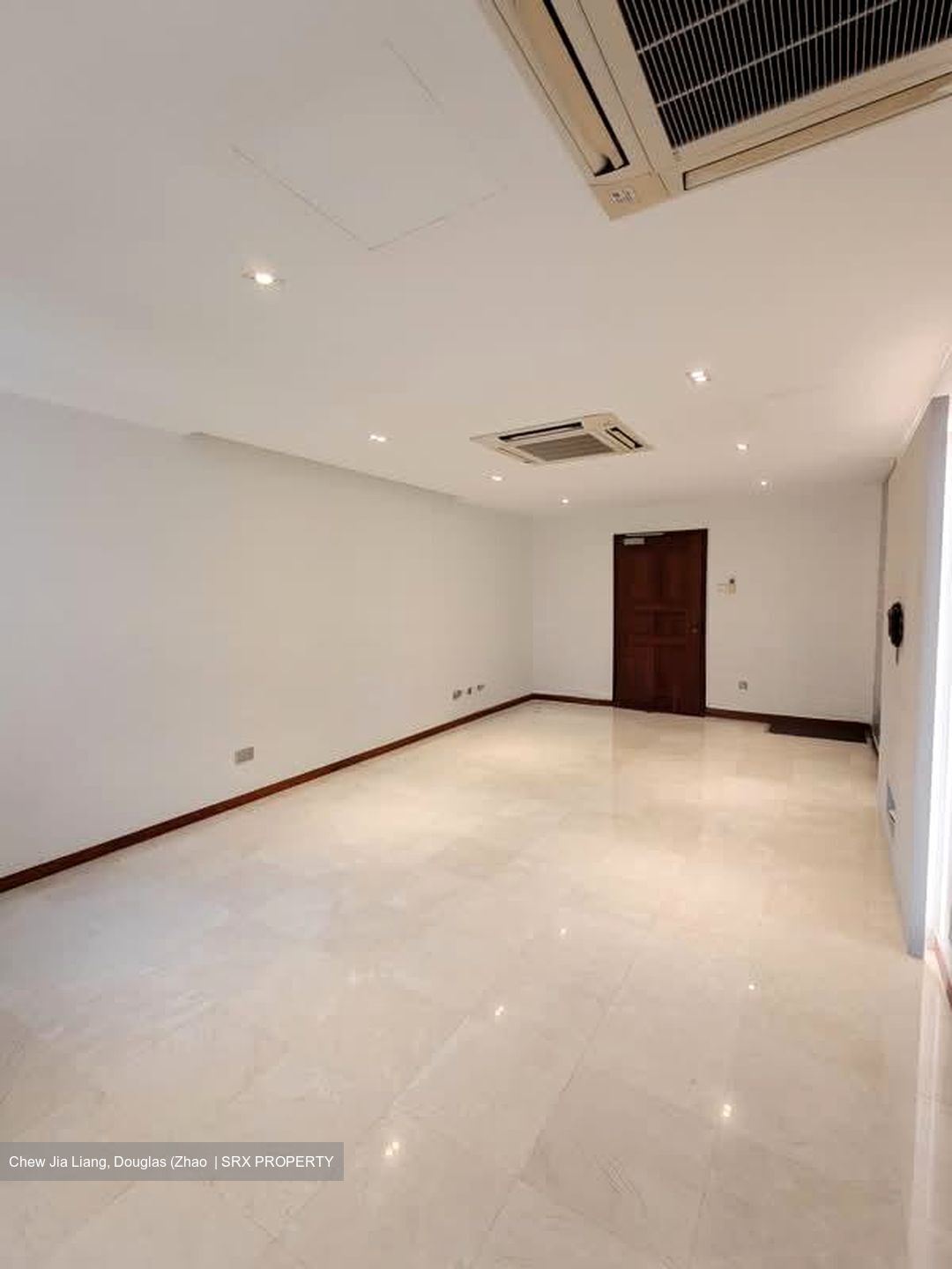 Holland Road (D10), Condominium #603739011